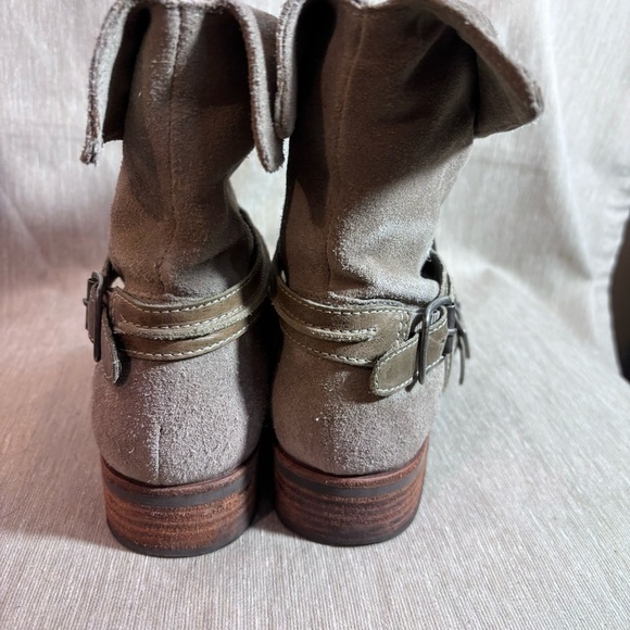 MATISSE Sz 9.5 Prospector Straps Buckles Slip On Suede Flat Heel  Ankle Booties - Picture 5 of 10